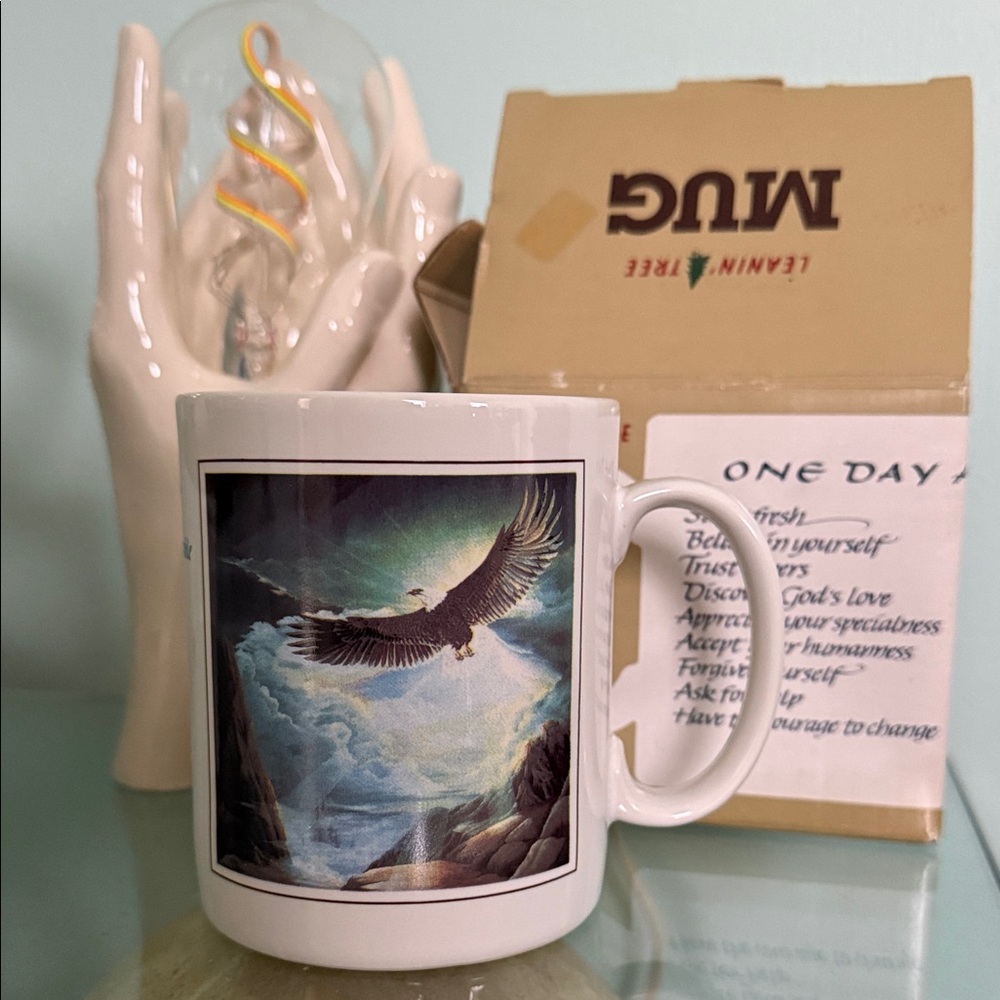 🦅Vintage 1990 Beautiful Eagle Art Design Mug w/ Inspirational Uplifting Quotes